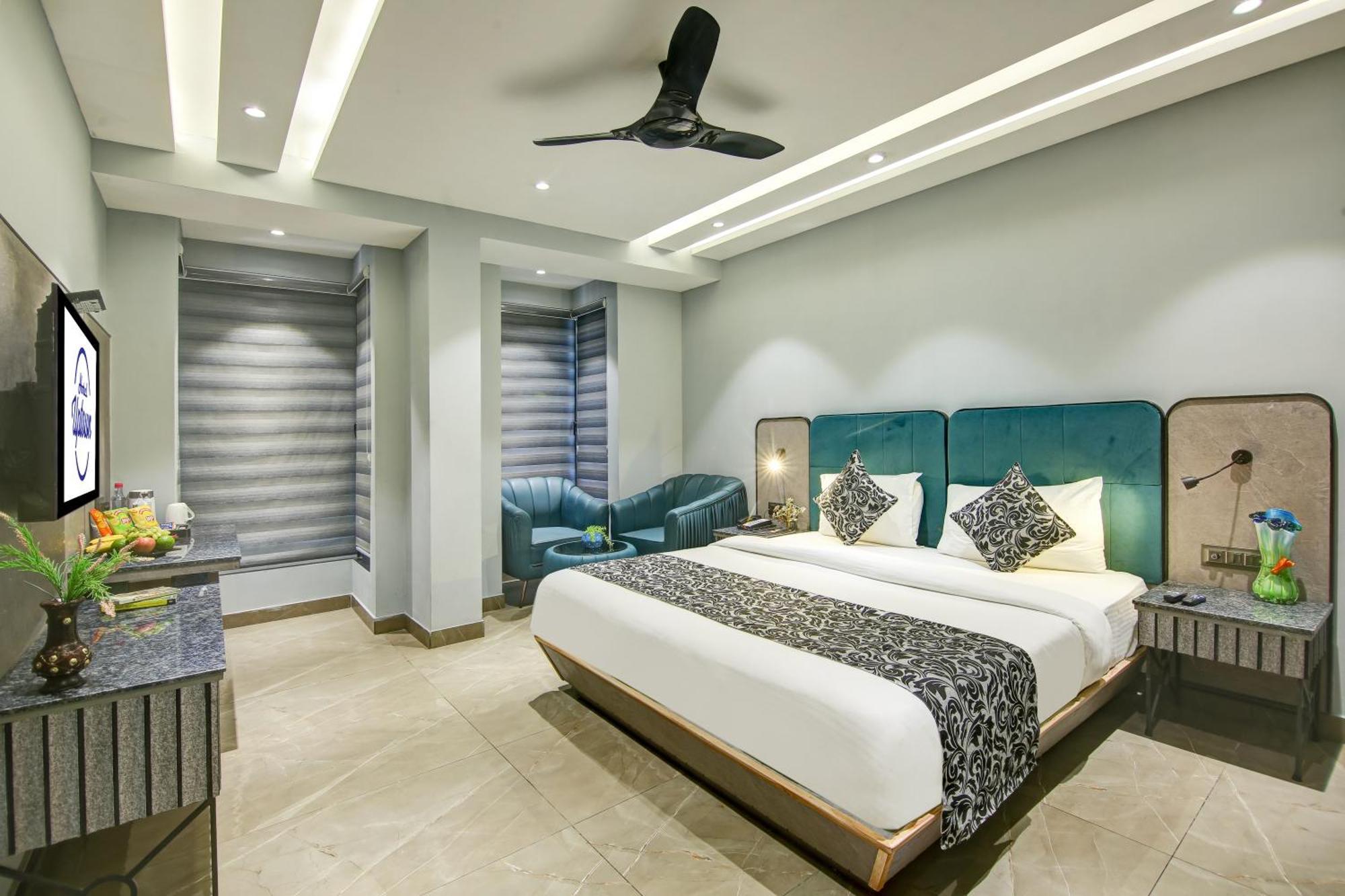 Hotel Uptown - 1 Km Connaught Place ניו דלהי מראה חיצוני תמונה