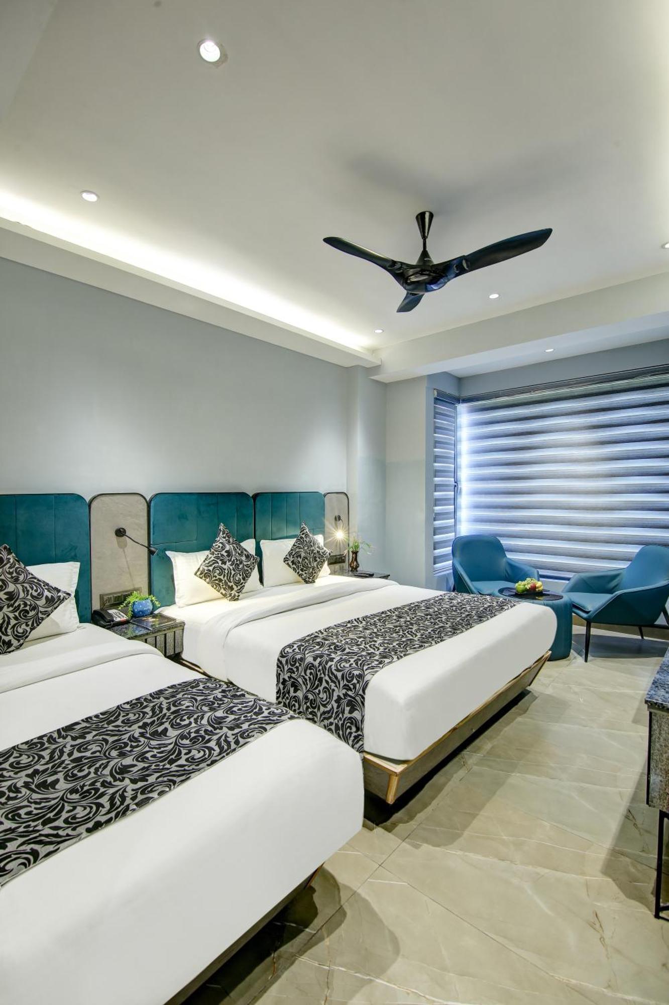 Hotel Uptown - 1 Km Connaught Place ניו דלהי מראה חיצוני תמונה