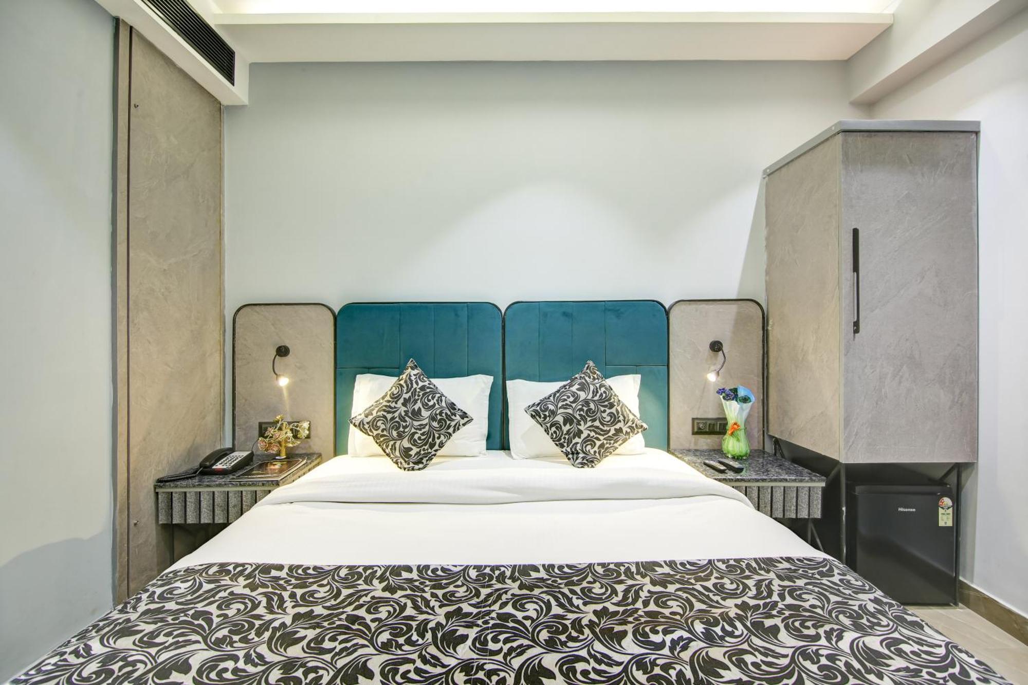 Hotel Uptown - 1 Km Connaught Place ניו דלהי מראה חיצוני תמונה