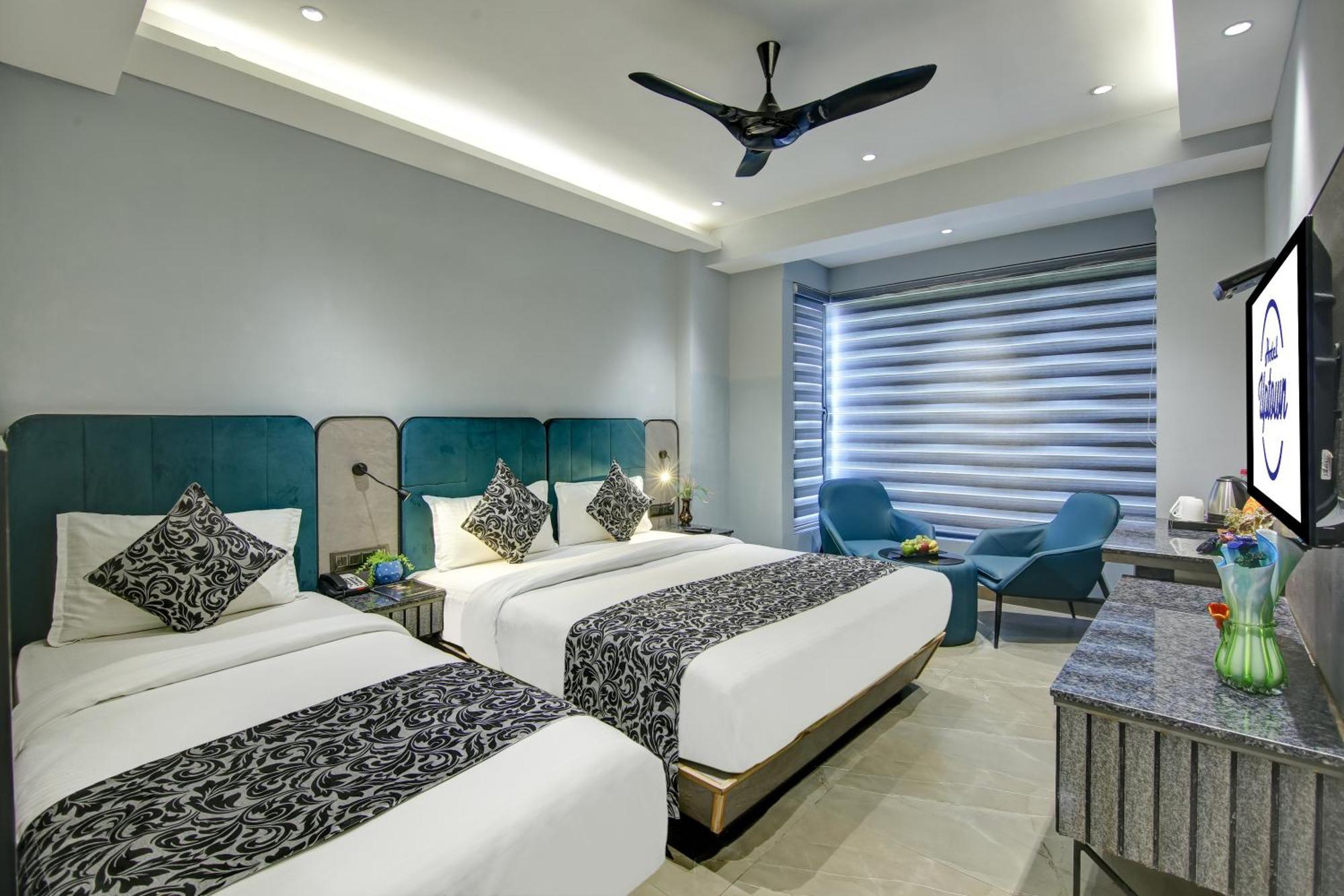 Hotel Uptown - 1 Km Connaught Place ניו דלהי מראה חיצוני תמונה