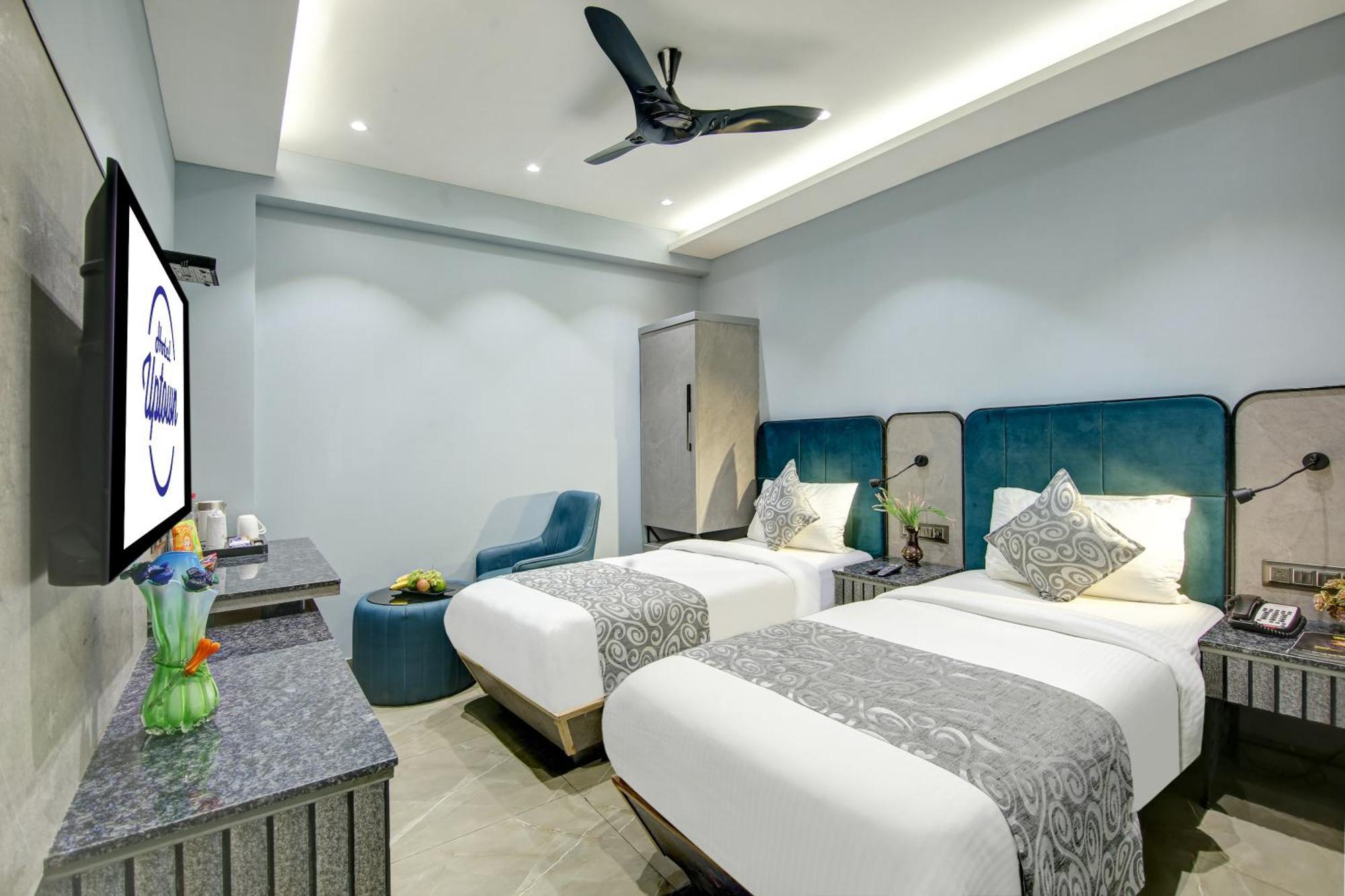 Hotel Uptown - 1 Km Connaught Place ניו דלהי מראה חיצוני תמונה