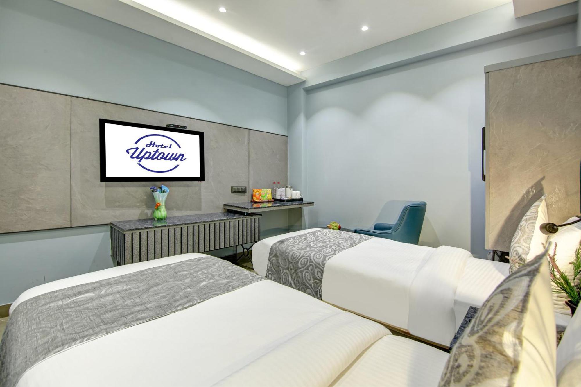 Hotel Uptown - 1 Km Connaught Place ניו דלהי מראה חיצוני תמונה