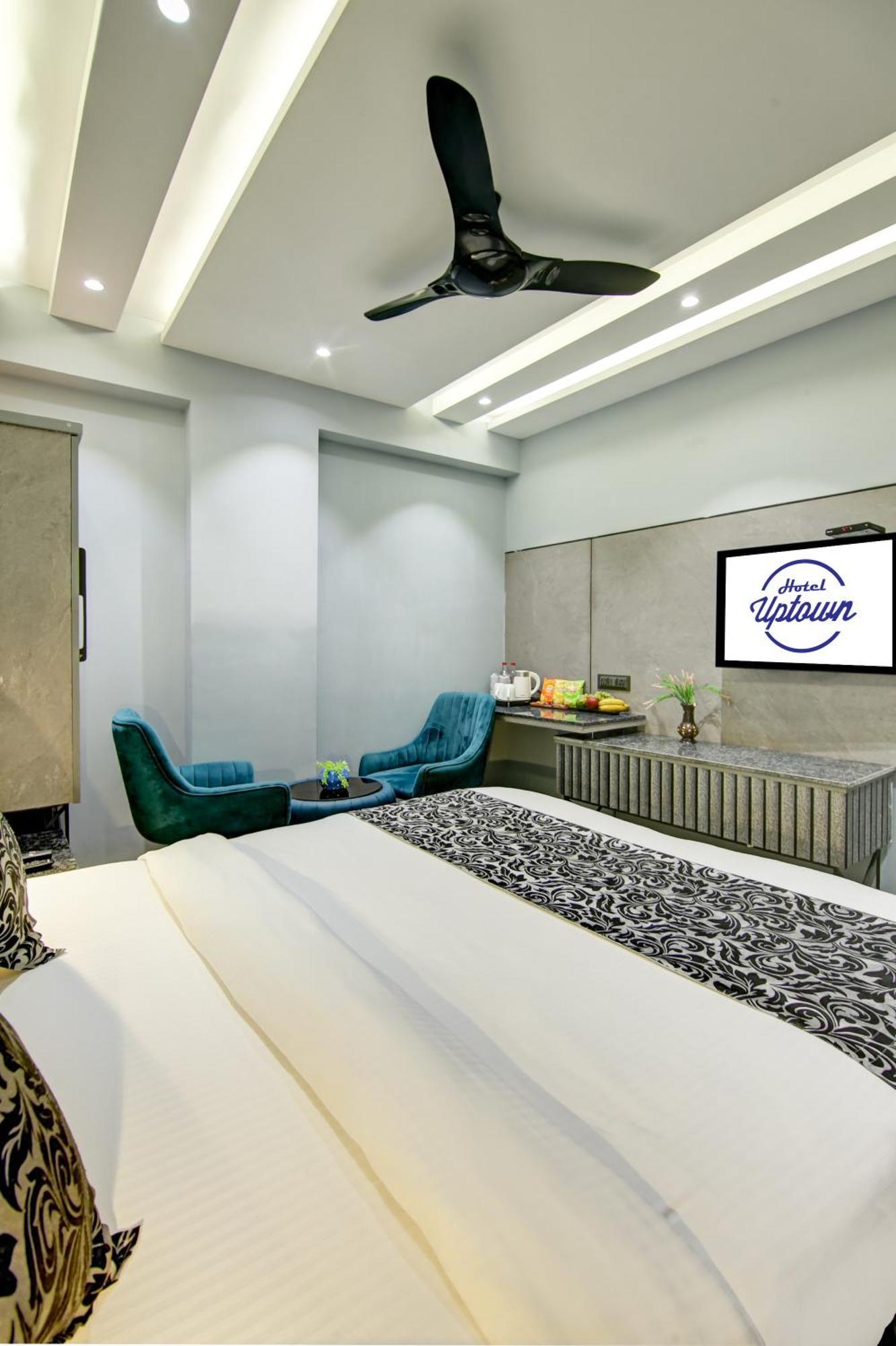 Hotel Uptown - 1 Km Connaught Place ניו דלהי מראה חיצוני תמונה