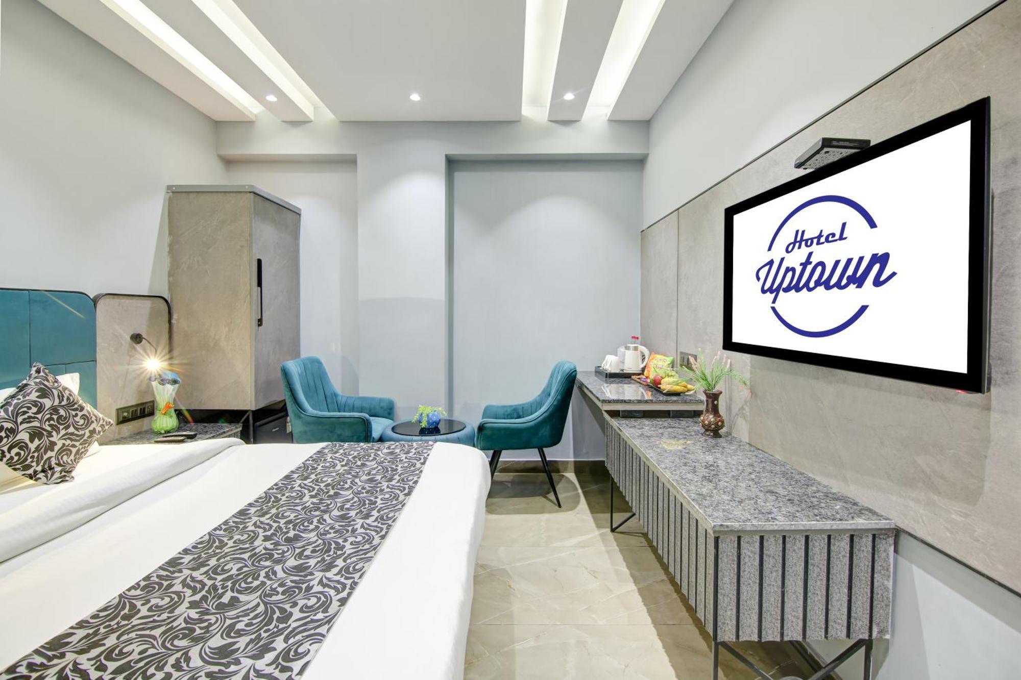 Hotel Uptown - 1 Km Connaught Place ניו דלהי מראה חיצוני תמונה