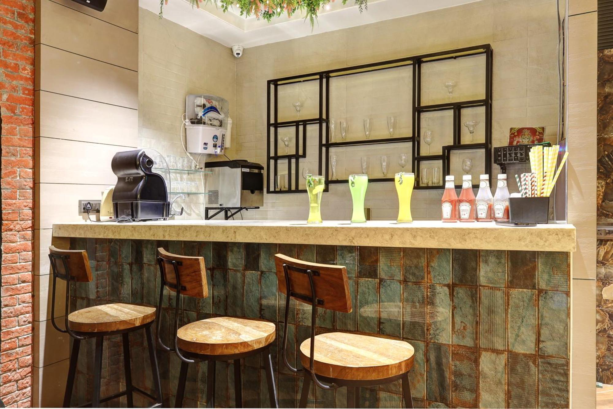 Hotel Uptown - 1 Km Connaught Place ניו דלהי מראה חיצוני תמונה